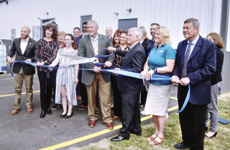 David Skolnick Flying High lands training facility - Tribune Chronicle